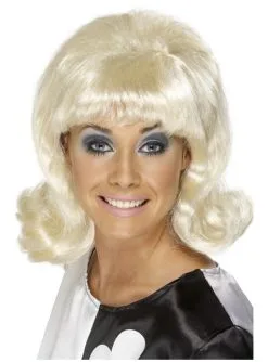 Toupierte Perücke Der 60er Blond